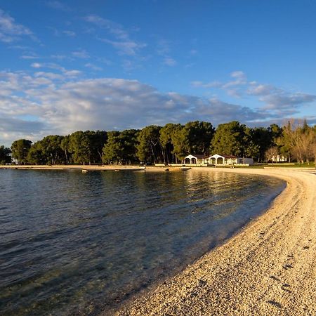 Olympia Lägenhet Fažana Exteriör bild